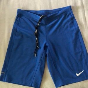 Running Nike ladies bermudas NEW